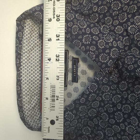 Michael Brandon short sleeve, button down Men's shirt - Picture 7 of 9